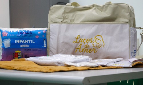 Mais de 850 kits de enxoval já foram entregues a recém-nascidos pelo projeto Laços de Amor em Barra Mansa